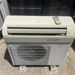中古品エアコン主に8畳用
