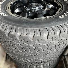 ハイエース　タイヤアルミ4本セット
　LT215/75R15の画像