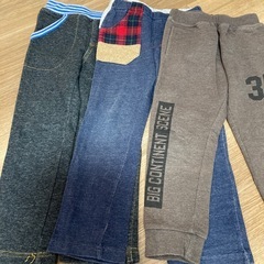 １１０、１２０センチズボン　６枚セットの画像