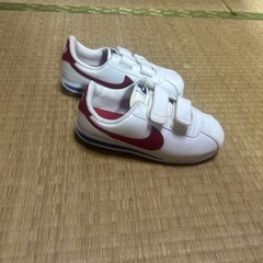 NIKE子供スニーカーの画像