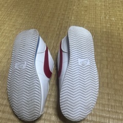 NIKE子供スニーカーの画像