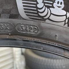 235/50/21 タイヤ 4本セットの画像