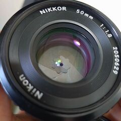 極上品　Ai-s Nikkor 50mm f1.8　パンケーキレンズ