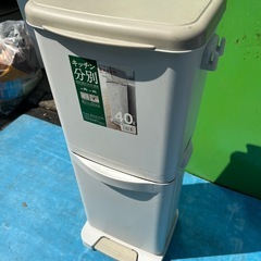 引渡済　キッチン分別ゴミストッカーの画像
