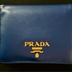 PRADA サフィアーノ　二つ折り財布