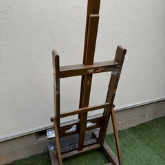 イーゼルの画像