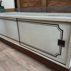 【無料】昭和レトロな台の画像