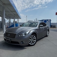 日産フーガ　370 GT 低走行