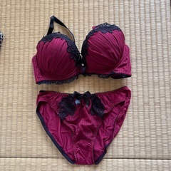 上田市からです。ブラ＆パンティーセット
