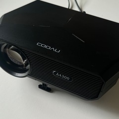 中古プロジェクター COOAU A4300 本体