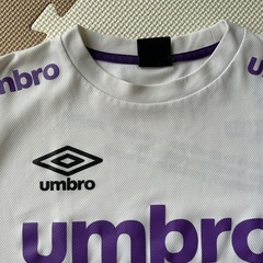 umbroTシャツの画像