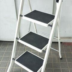 △ 日本興業 ステップツール3段 踏み台3段 開閉スムーズ サビ...