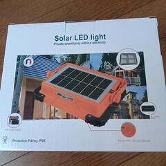 最終値下げ　ソーラーLEDライト新品未使用　