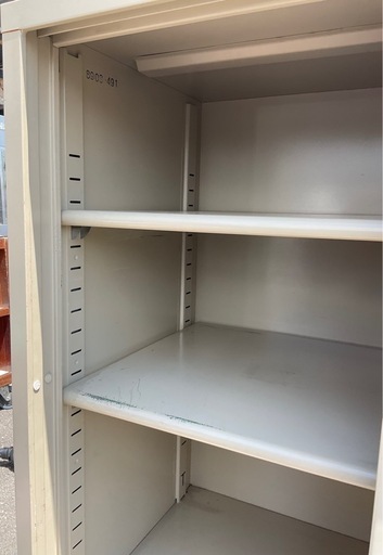 プラス　plus製 引違い書庫 スチール戸 (幅88 奥行51.5高さ88cm キャビネット)