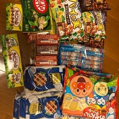 お菓子詰め合わせの画像