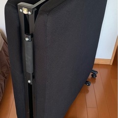 折りたたみシングルベッド