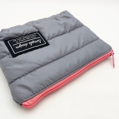 【美品】キルティングポーチ グレーとピンクの画像