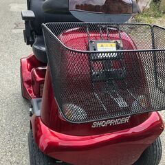 ☆彡 バッテリー保証付き!!!セニアカーのロールスロイス!!ショップライダー製・電動車いす・車椅子・セニアカー・バッテリー新品!!!介護用品。福祉用品。免許不要。操作簡単!!!すぐ乗れます！外車！の画像