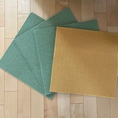カーペットタイル　4枚　新品未使用