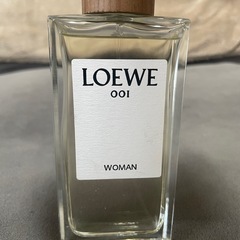LOEWE 001 WOMAN オードパルファム 100mlの画像