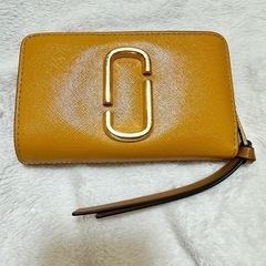 マークジェイコブス　折り財布