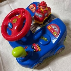 車 運転 おもちゃの画像