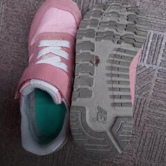 18.5cm　new balance　スニーカーの画像