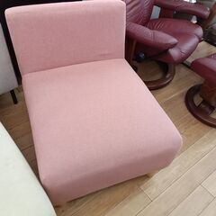 ★ジモティ割あり★  一人掛けソファ- ピンク H65×D82×W61 クリーニング済み TK5387の画像
