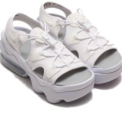 大人気‼️希少⭐️NIKE エアマックスココ　ホワイト 24㎝　サンダルの画像