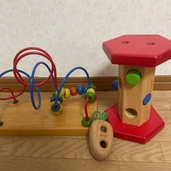 赤ちゃん木のおもちゃ