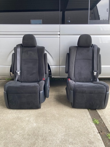 ヴェルファイアセカンドシート