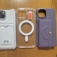 iPhone 15用パープルフリップケース