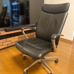 ITOKIオフィスチェア