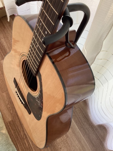 【新同品】ヤマハ　YAMAHA ギター　アコースティック　F600 弦交換済　弦高低　現物確認可★初心者・女性にも♫ 新同品】ヤマハ YAMAHA ギター アコースティック F600 弦交換済 弦高低