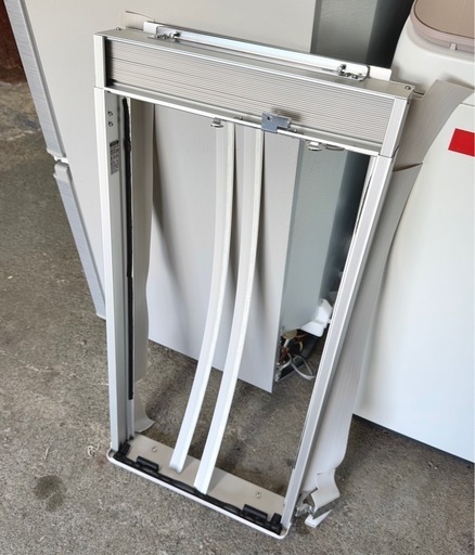 こ*け様 【2022年製 送料込】コイズミ 窓用エアコン KAW-1622 冷房 札幌市内配送可 美品 22年製 コイズミ ルームエアコン 窓用エアコン