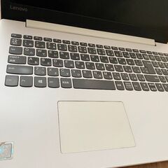 Lenovo　LAPTOP-5UQSOQUR（Intel Core i5-7200U搭載 ノートパソコン）の画像