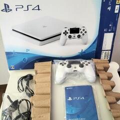美品！PS4本体セットの画像