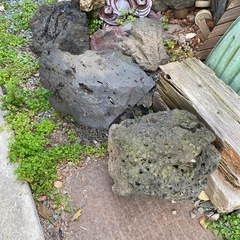 石　岩　溶岩石などの画像