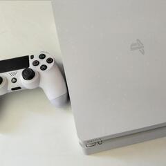 美品！PS4本体セットの画像