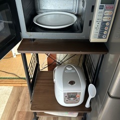 レンジ、炊飯器、棚