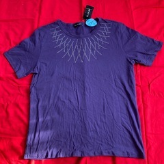 藤色Ｔシャツ