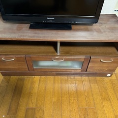 テレビとテレビ台
