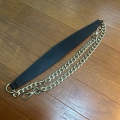 鞄ショルダーアクセサリーの画像