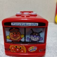値下げ、アンパンマンパット＆光る、音がなるバスセットの画像