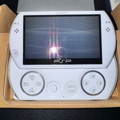 超希少 極上品 動作確認済 PSPgo パールホワイト PSP-N1000 PSP go SONY PlayStationPortable プレイステーションポータブル プレイステーション・ポータブルの画像