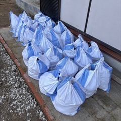 無料　土嚢袋　残り50体 