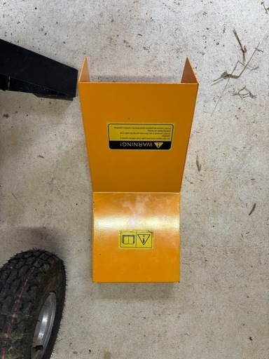 ウッドチッパー 粉砕機 15馬力 使用1回　OHV