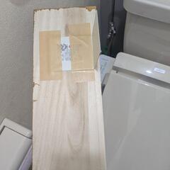 DIY トイレスマホ置の画像