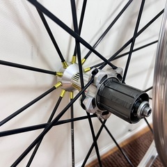マヴィック MAVIC アールシス R-SYS ナローリム クリンチャーの画像