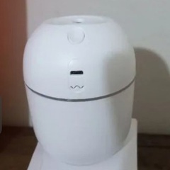 ホワイト円形加湿器 LEDライト付きの画像